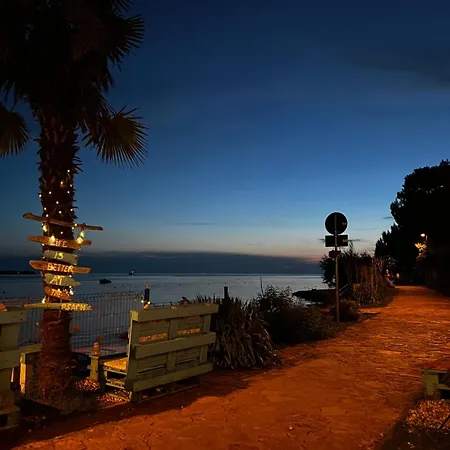 Karigador, Umag- Karigador, Istria * Karigador