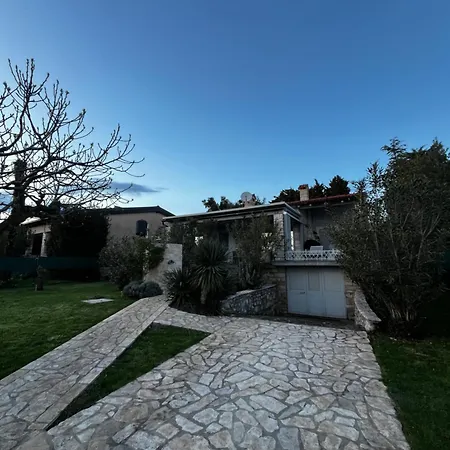 Karigador, Umag- Karigador, Istria